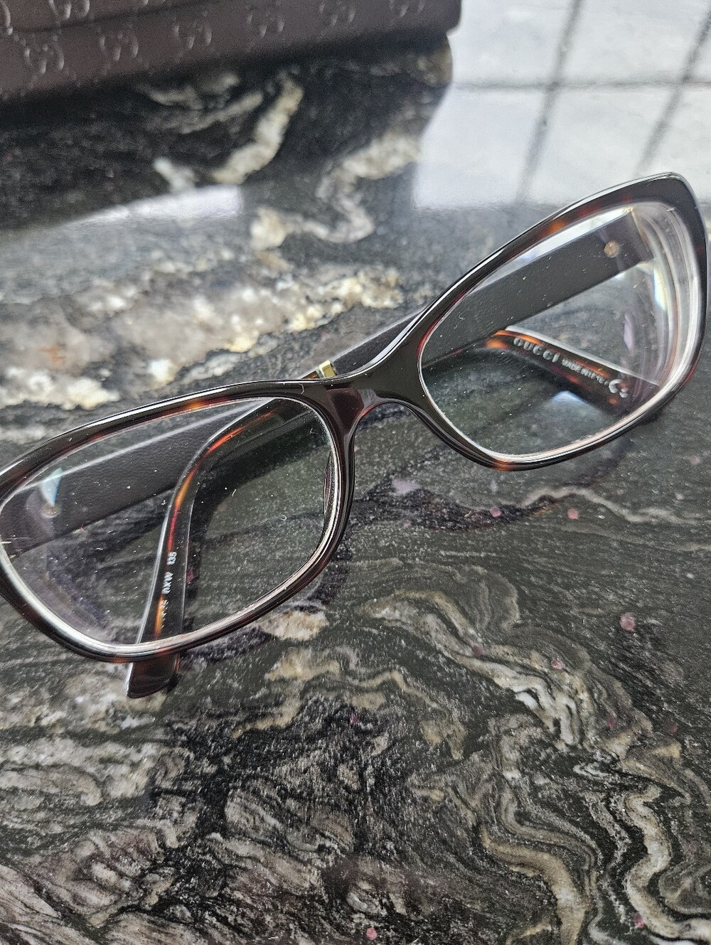 Gucci Brown Tortoise Shell Cat-Eye Eyewear No. 3639 OXB - Picture 3 of 10